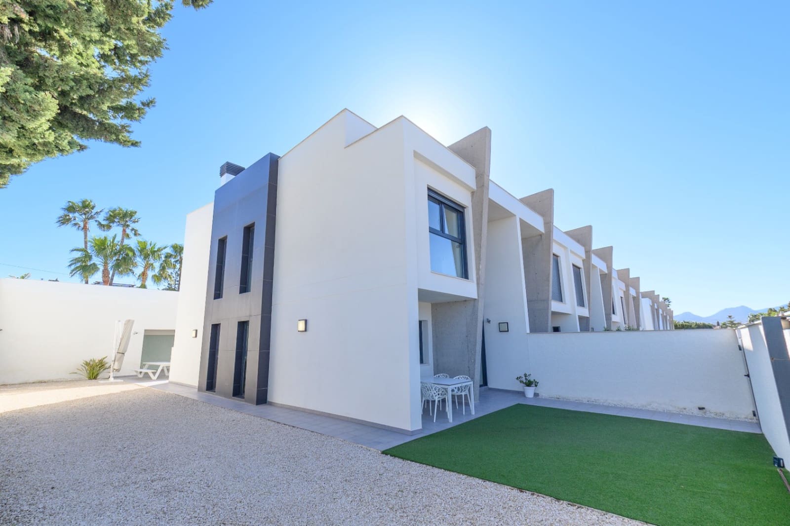 3 soveværelse Villa til salg i Albir med swimmingpool garage - € 750.000 (Ref: 9700191)