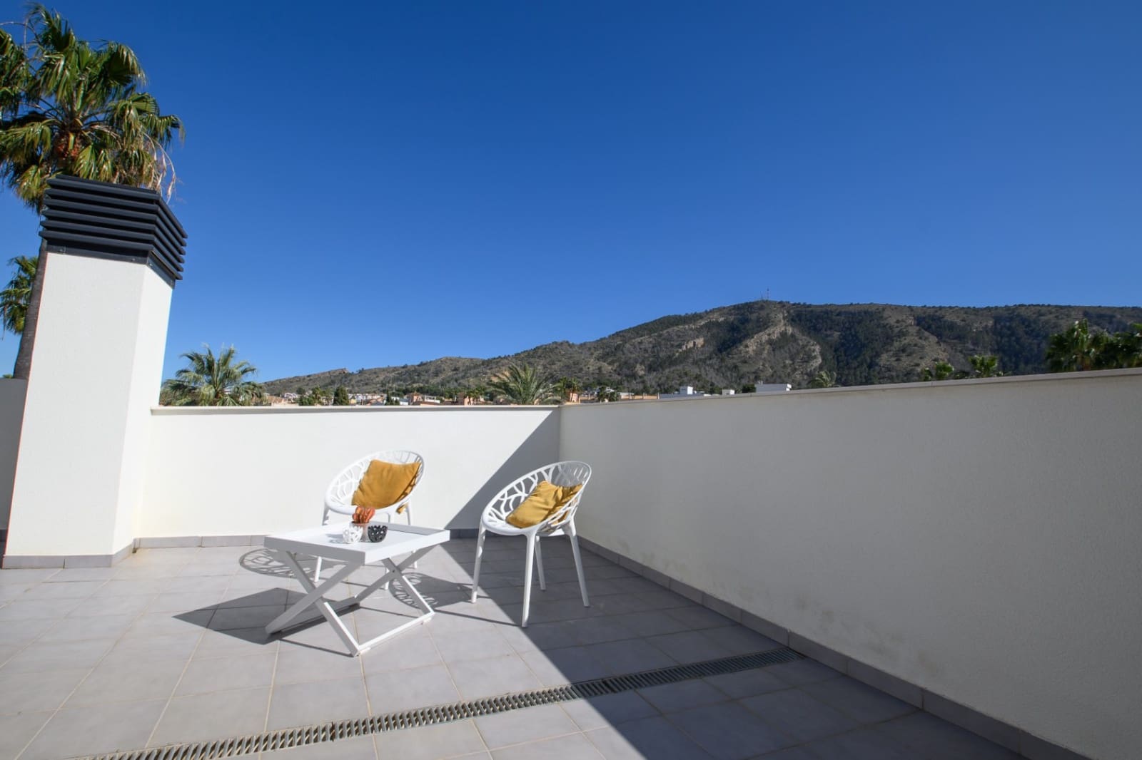 3 soveværelse Villa til salg i Albir med swimmingpool garage - € 750.000 (Ref: 9700191)