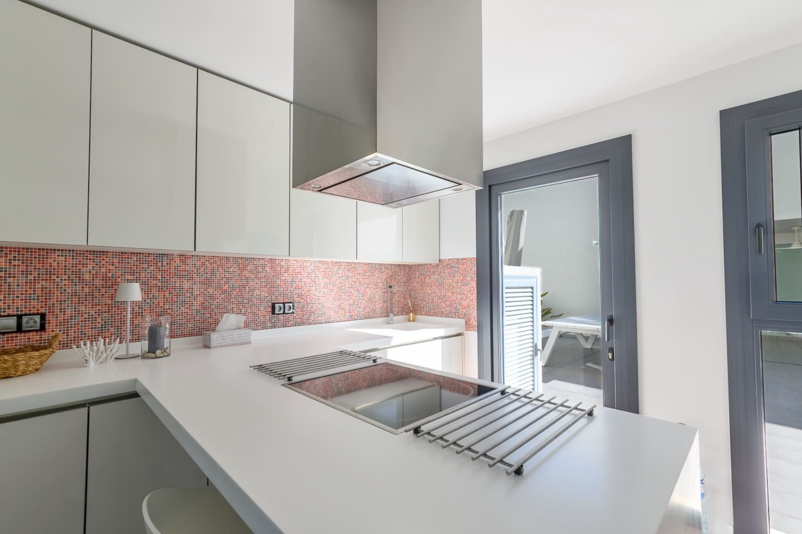 3 soveværelse Villa til salg i Albir med swimmingpool garage - € 750.000 (Ref: 9700191)