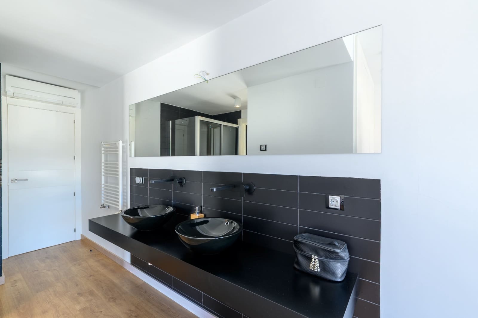 3 soveværelse Villa til salg i Albir med swimmingpool garage - € 750.000 (Ref: 9700191)