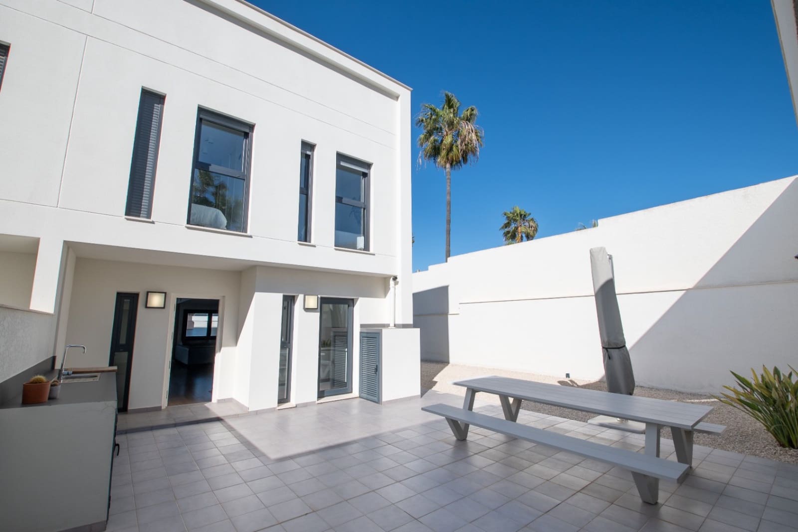 3 soveværelse Villa til salg i Albir med swimmingpool garage - € 750.000 (Ref: 9700191)