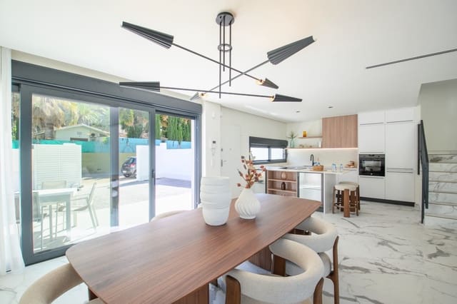 3 soverom Villa til salgs i La Pedrera - Vessanes, Dénia med svømmebasseng garasje - € 695 000 (Ref: 9750726)