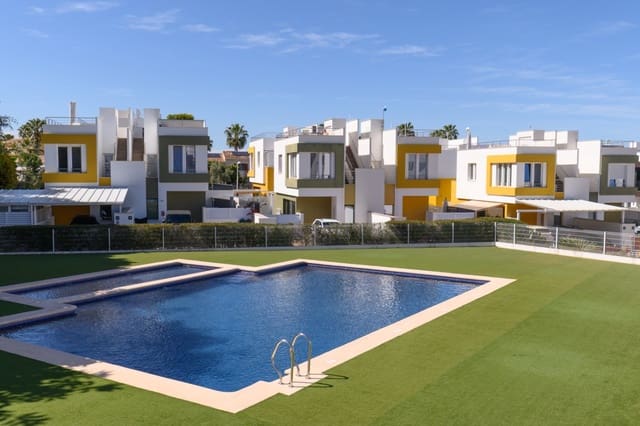 3 soverom Villa til salgs i La Pedrera - Vessanes, Dénia med svømmebasseng garasje - € 695 000 (Ref: 9750726)