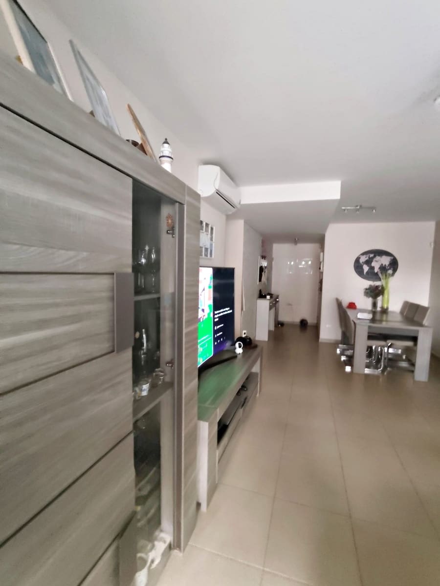 3 quarto Apartamento para venda em La Villajoyosa / Vila Joiosa com piscina garagem - 300 000 € (Ref: 9757835)