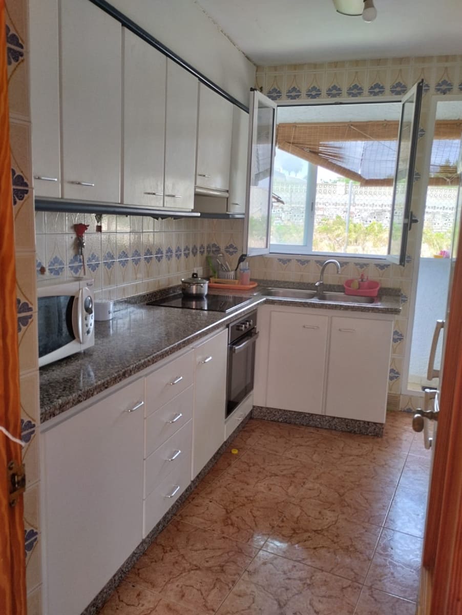 6 soverom Hus til salgs i Benitachell / Benitatxell - € 300 000 (Ref: 9758215)