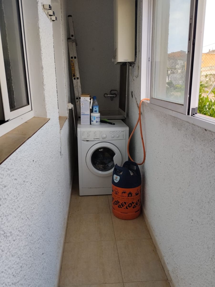 6 soverom Hus til salgs i Benitachell / Benitatxell - € 300 000 (Ref: 9758215)