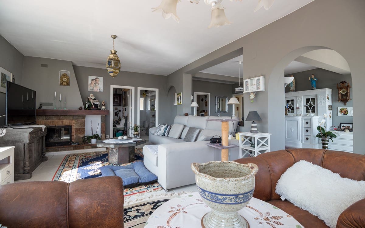 6 slaapkamer Villa te koop in Moraira - € 980.000 (Ref: 9760993)