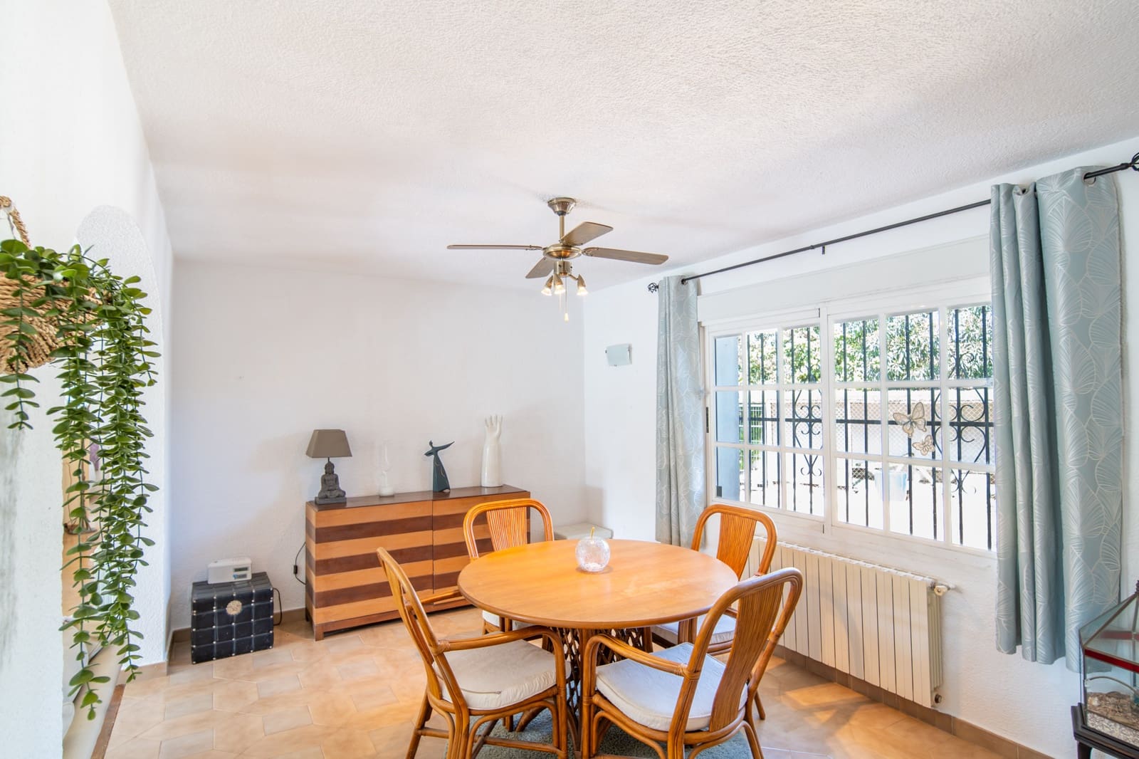 4 sypialnia Willa na sprzedaż w Javea / Xabia z garażem - 599 000 € (Ref: 9760999)