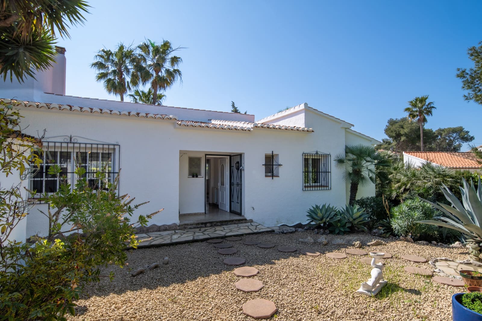 4 sypialnia Willa na sprzedaż w Javea / Xabia z garażem - 599 000 € (Ref: 9760999)