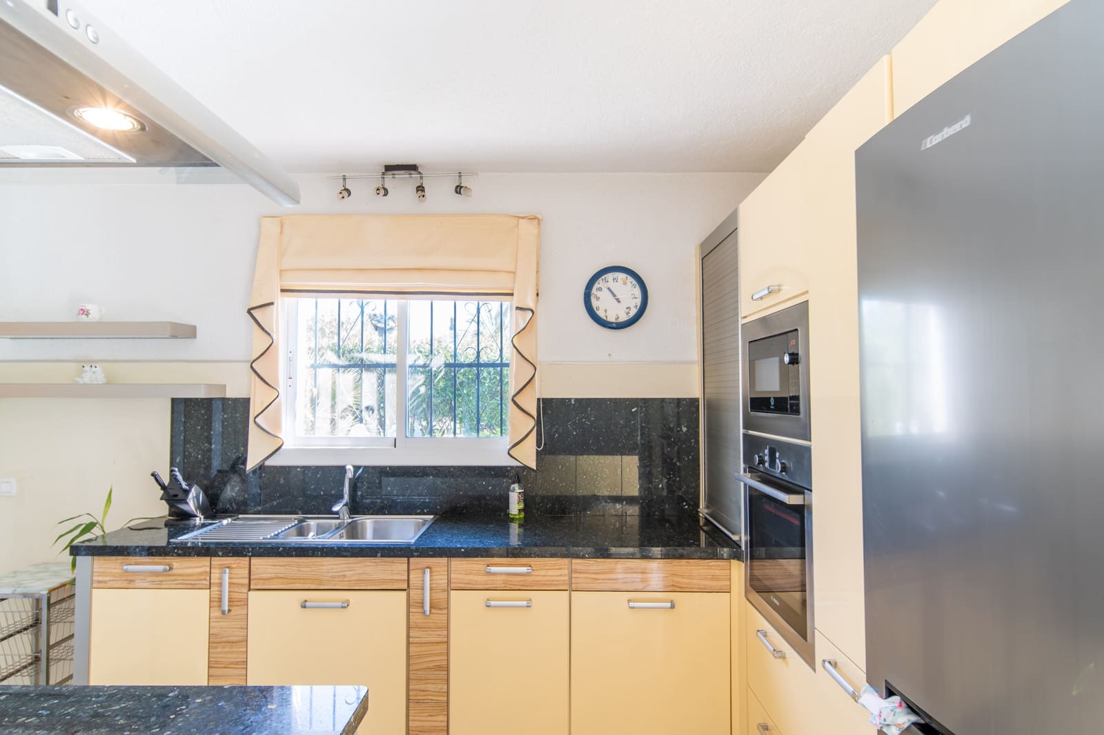 4 sypialnia Willa na sprzedaż w Javea / Xabia z garażem - 599 000 € (Ref: 9760999)