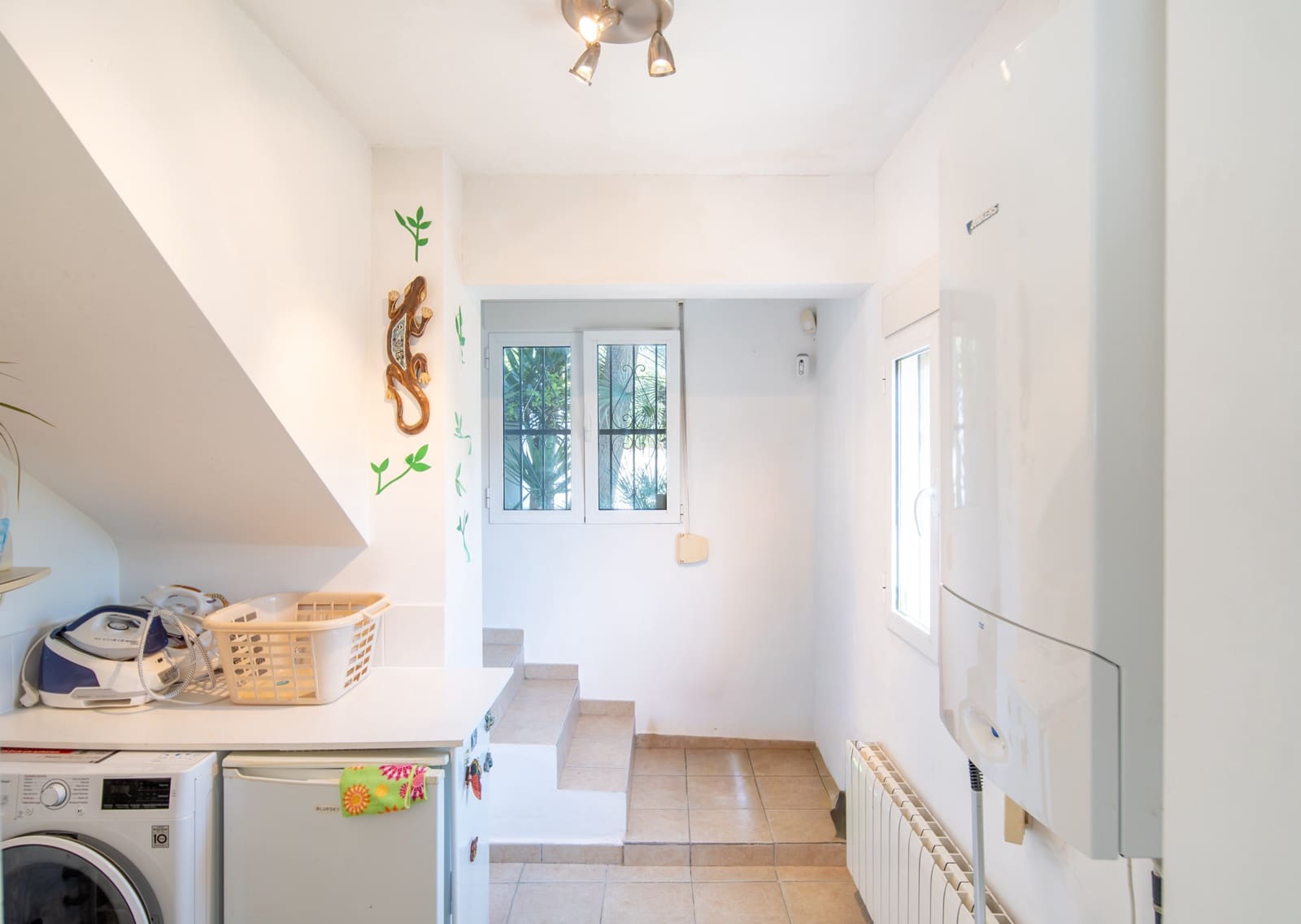 4 sypialnia Willa na sprzedaż w Javea / Xabia z garażem - 599 000 € (Ref: 9760999)