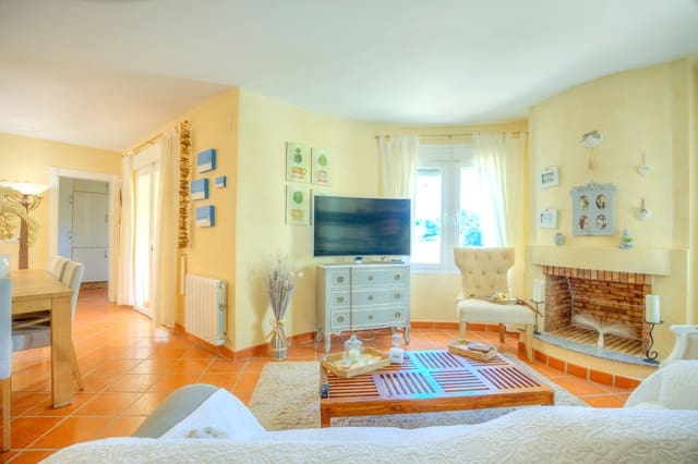 3 soverom Villa til salgs i Benissa med svømmebasseng - € 565 000 (Ref: 9761000)