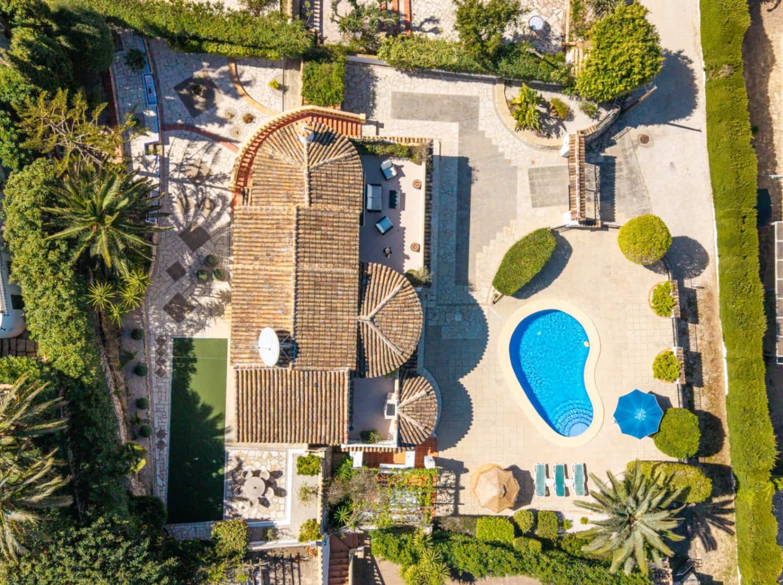 4 bedroom Villa for sale in Javea / Xabia - € 795,000 (Ref: 9761001)