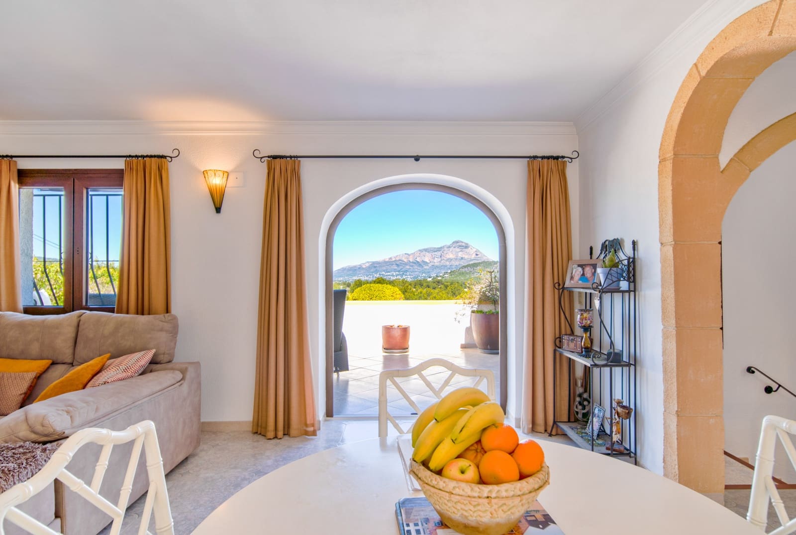 4 bedroom Villa for sale in Javea / Xabia - € 795,000 (Ref: 9761001)