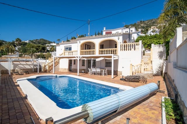 4 bedroom Villa for sale in Javea / Xàbia with garage - € 895,000 (Ref: 9761005)