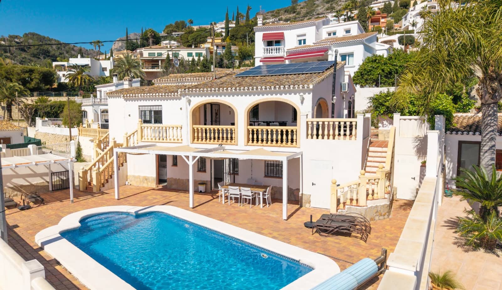 4 bedroom Villa for sale in Javea / Xabia with garage - € 895,000 (Ref: 9761005)