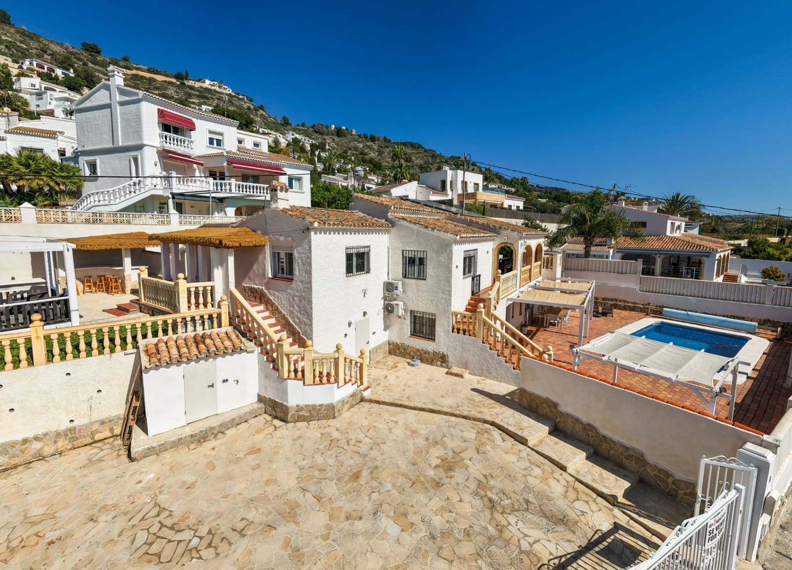 4 bedroom Villa for sale in Javea / Xabia with garage - € 895,000 (Ref: 9761005)