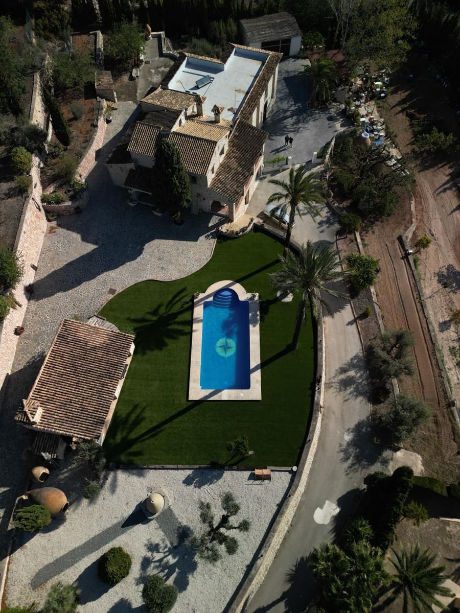 6 soveværelse Villa til salg i Benissa med swimmingpool garage - € 2.390.000 (Ref: 9761006)