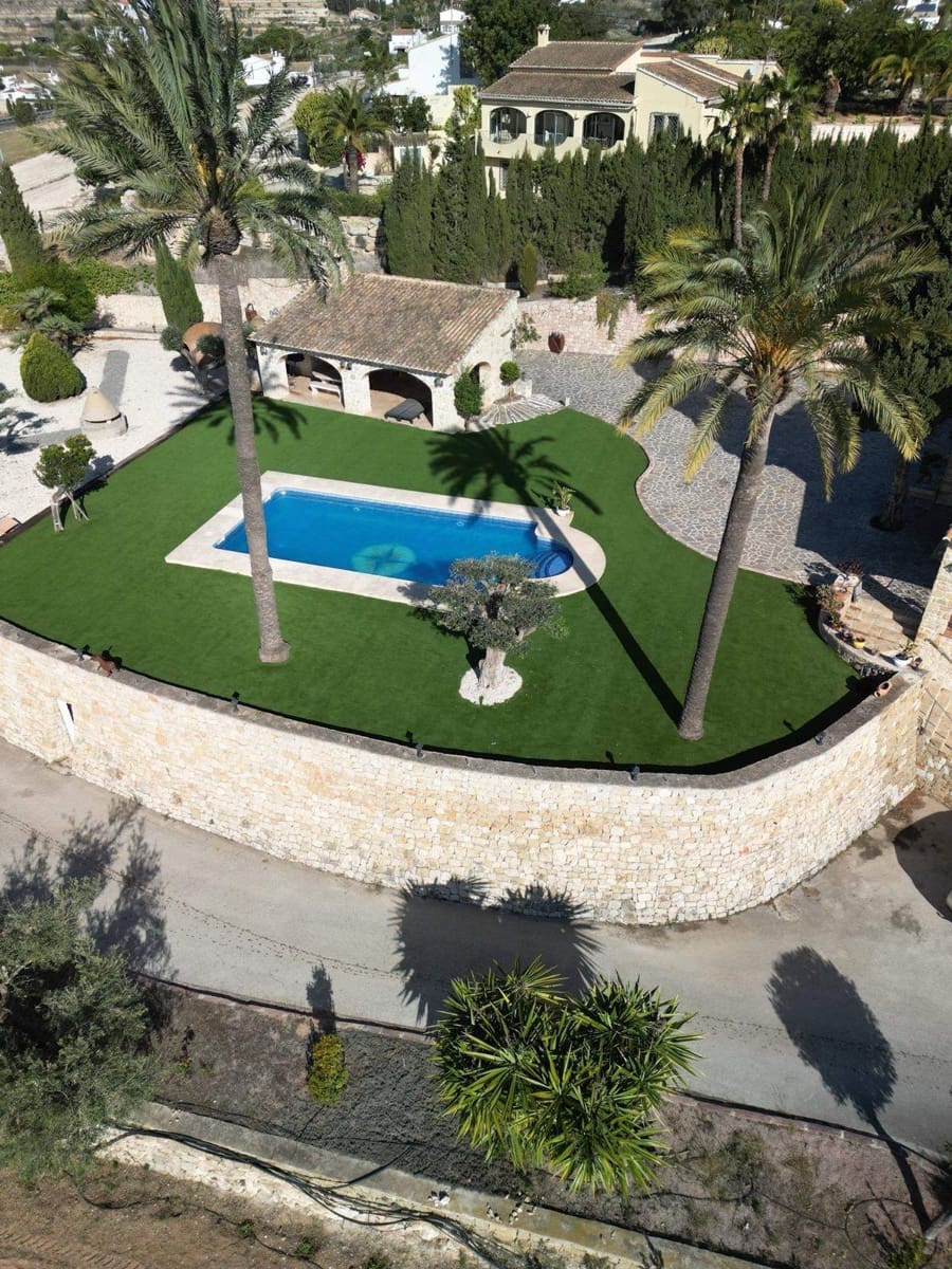 6 soveværelse Villa til salg i Benissa med swimmingpool garage - € 2.390.000 (Ref: 9761006)