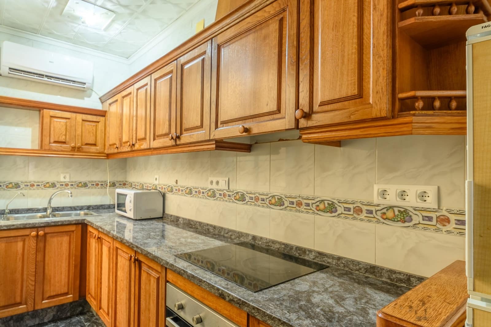 5 quarto Casa em Banda para venda em Teulada - 290 000 € (Ref: 9787848)