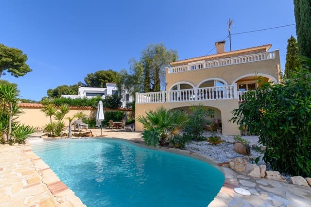 5 Zimmer Villa zu verkaufen in Benissa mit Pool Garage - 895.000 € (Ref: 9803783)