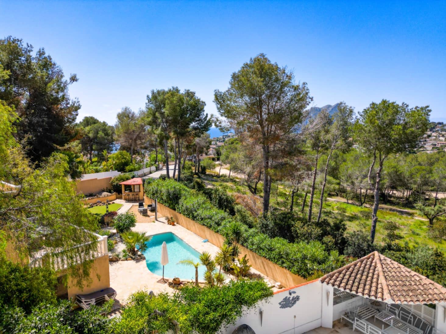 5 Zimmer Villa zu verkaufen in Benissa mit Pool Garage - 895.000 € (Ref: 9803783)