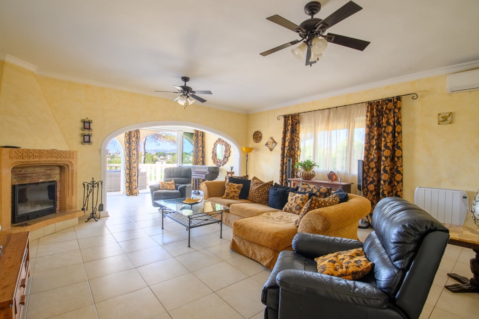 5 Zimmer Villa zu verkaufen in Benissa mit Pool Garage - 895.000 € (Ref: 9803783)