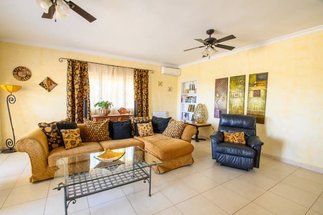 5 Zimmer Villa zu verkaufen in Benissa mit Pool Garage - 895.000 € (Ref: 9803783)