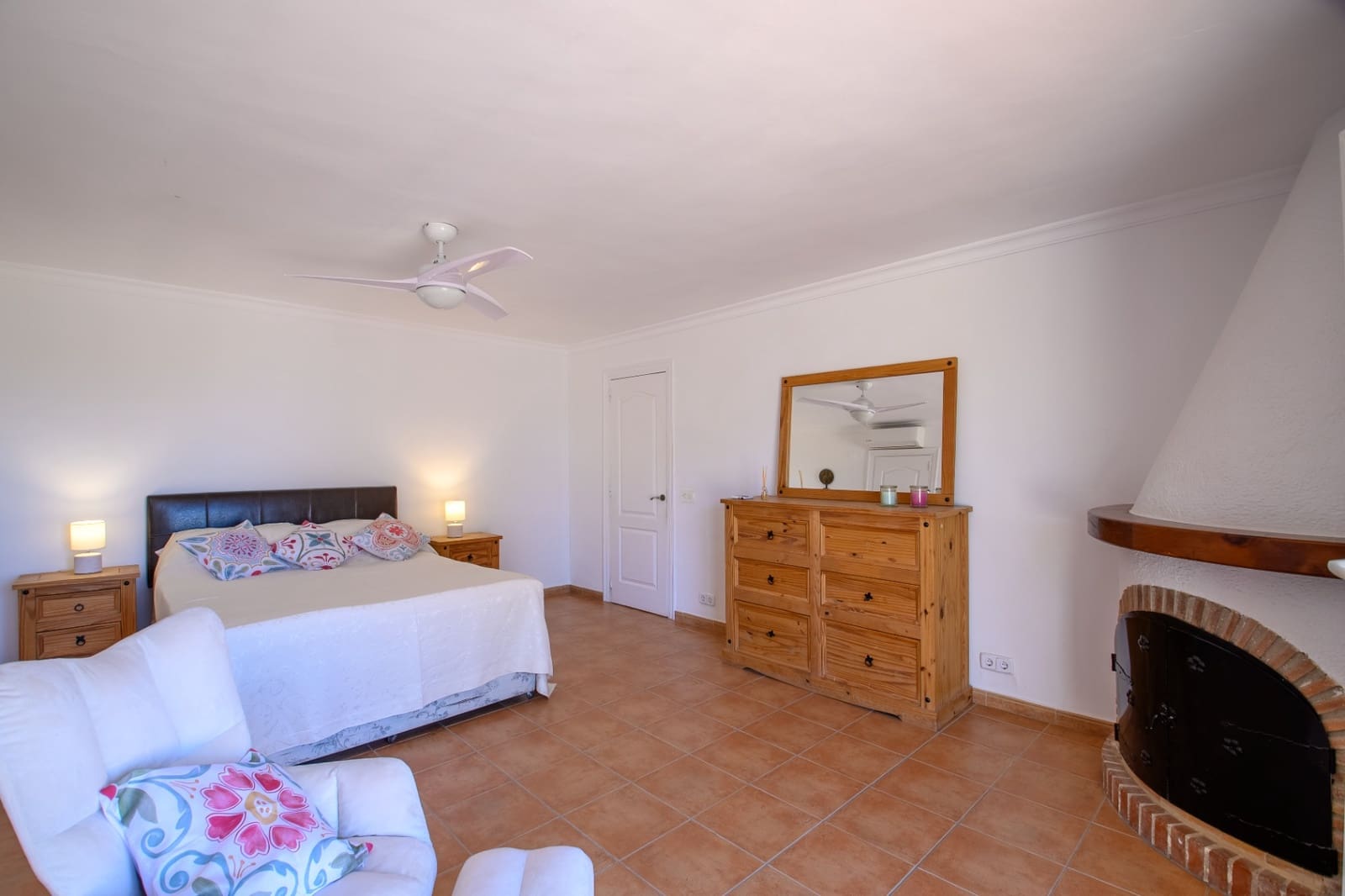 5 Zimmer Villa zu verkaufen in Benissa mit Pool Garage - 895.000 € (Ref: 9803783)