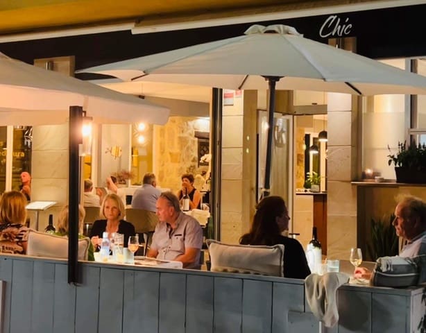 Ravintola/baari myytävänä paikassa Moraira, Teulada-Moraira - 275 000 € (Ref: 9805502)