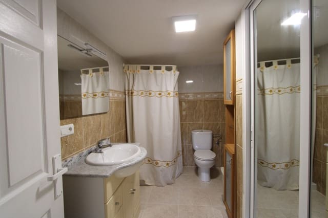 4 soveværelse Villa til salg i Tormos med garage - € 350.000 (Ref: 9832366)