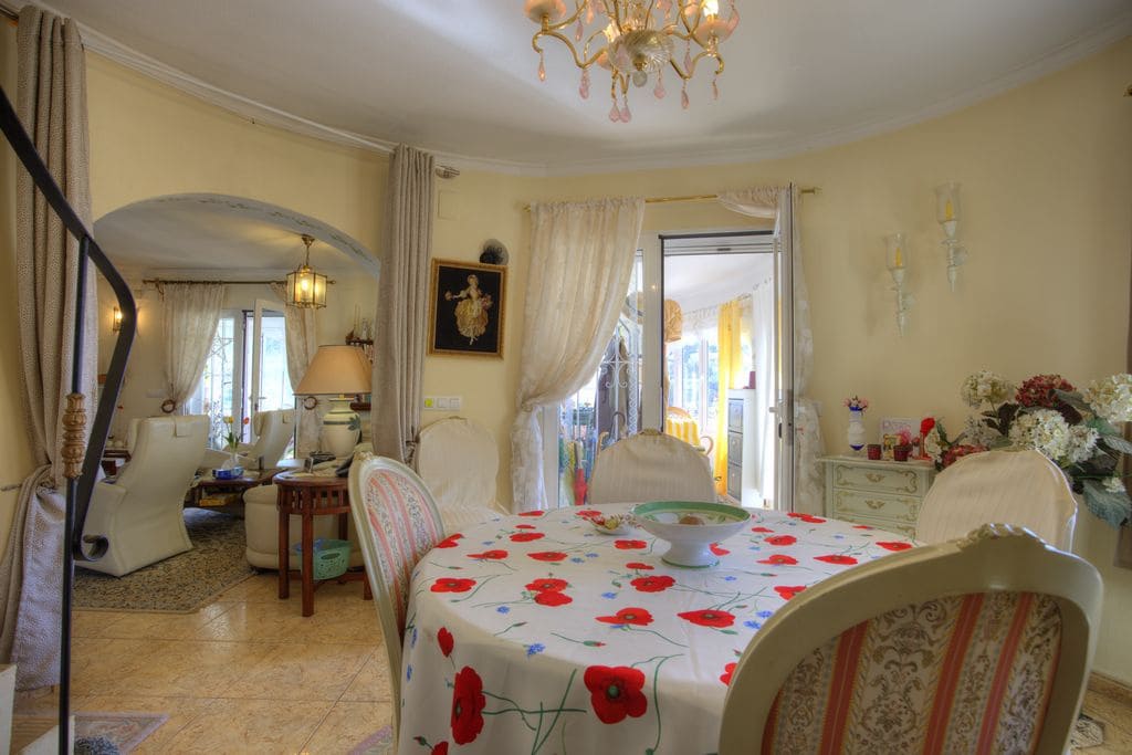 4 camera da letto Villa in vendita in Benissa con piscina garage - 695.000 € (Rif: 9832367)