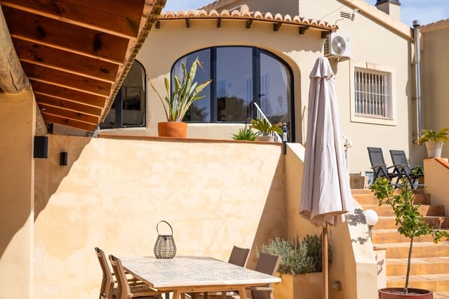 3 chambre Villa/Maison à vendre à Javea / Xàbia avec garage - 620 000 € (Ref: 9832371)