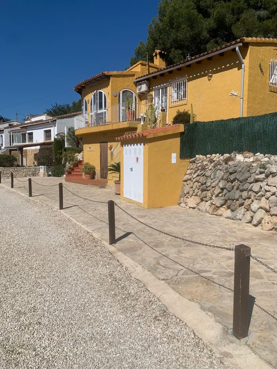 3 Zimmer Villa zu verkaufen in Alcalali / Alcanali mit Pool Garage - 399.950 € (Ref: 9832793)