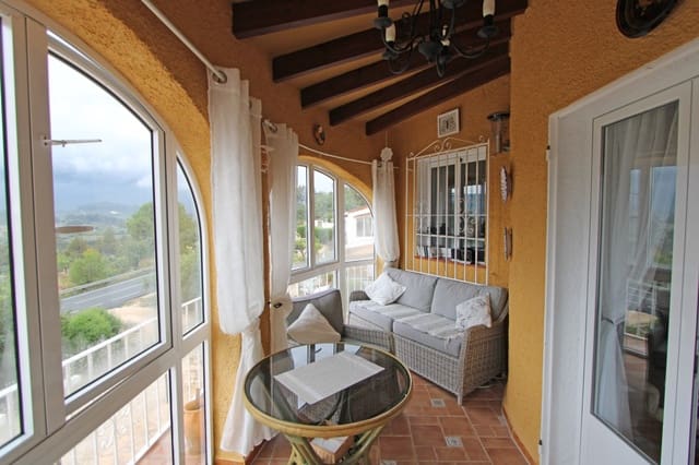 3 sypialnia Willa na sprzedaż w Alcalalí / Alcanalí z basenem garażem - 399 950 € (Ref: 9832793)