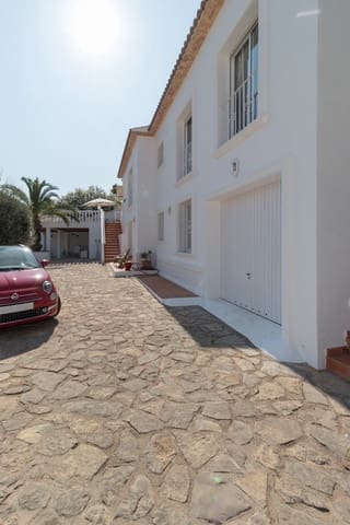 5 soverom Villa til salgs i Benissa - € 950 000 (Ref: 9832794)