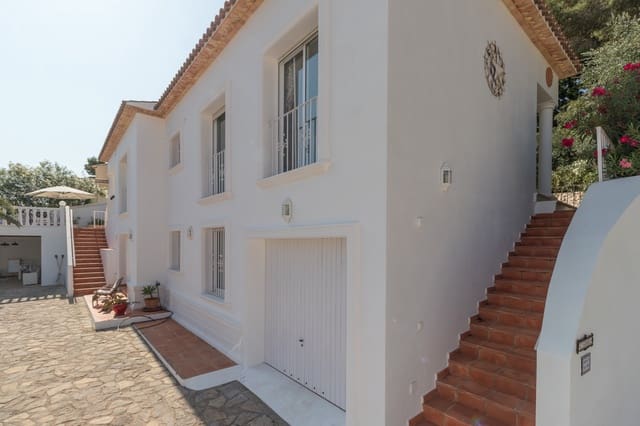 5 soverom Villa til salgs i Benissa - € 950 000 (Ref: 9832794)