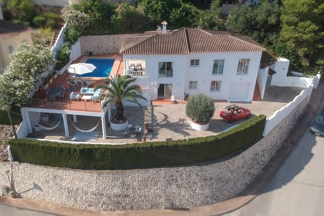 5 soverom Villa til salgs i Benissa - € 950 000 (Ref: 9832794)