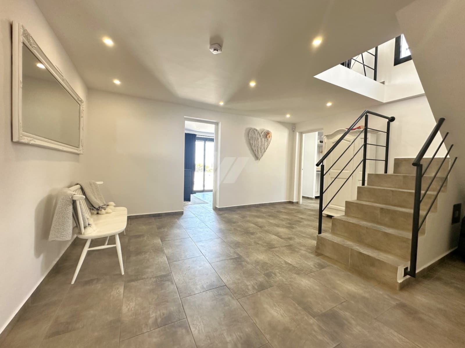 4 bedroom Villa for sale in Benissa with pool garage - € 1,199,000 (Ref: 9832795)