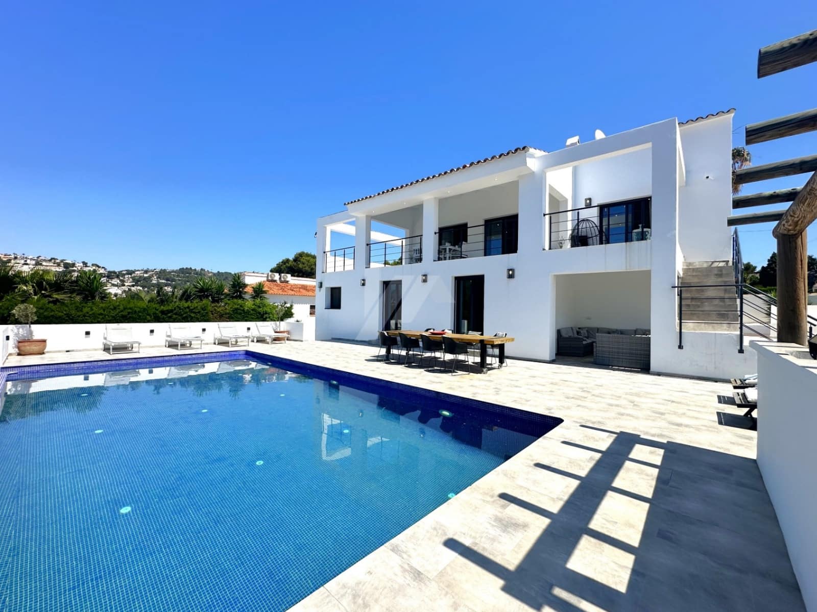 4 bedroom Villa for sale in Benissa with pool garage - € 1,199,000 (Ref: 9832795)