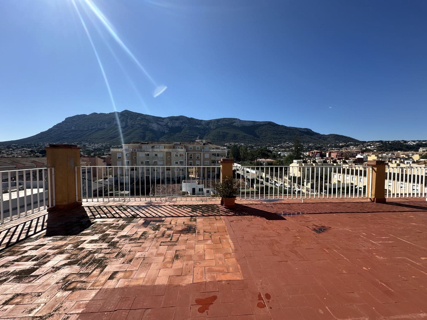 3 quarto Penthouse para venda em Denia com garagem - 440 000 € (Ref: 9832799)