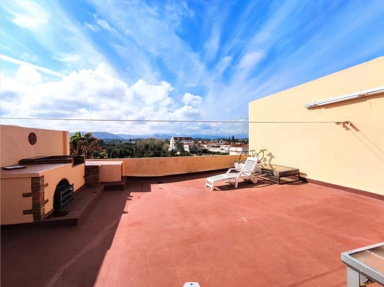 2 soverom Penthouse til salgs i Denia med garasje - € 265 000 (Ref: 9832800)