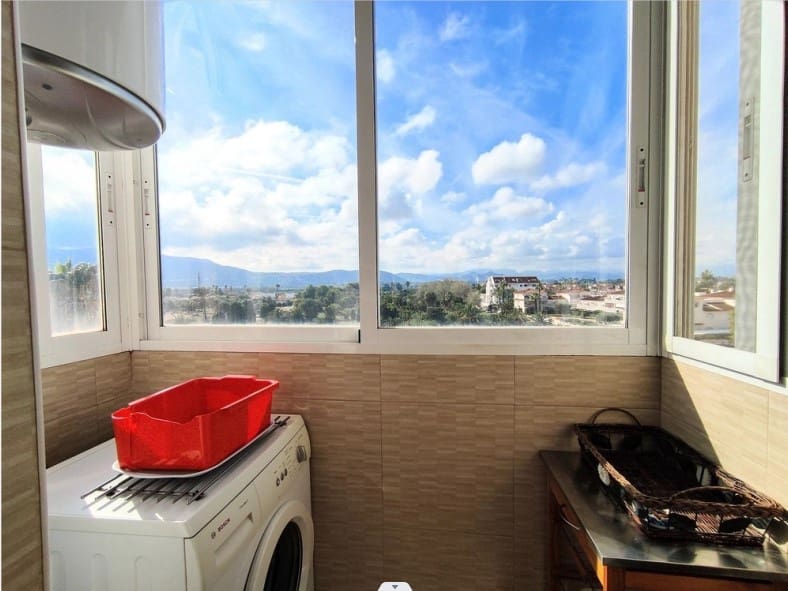2 soverom Penthouse til salgs i Denia med garasje - € 265 000 (Ref: 9832800)