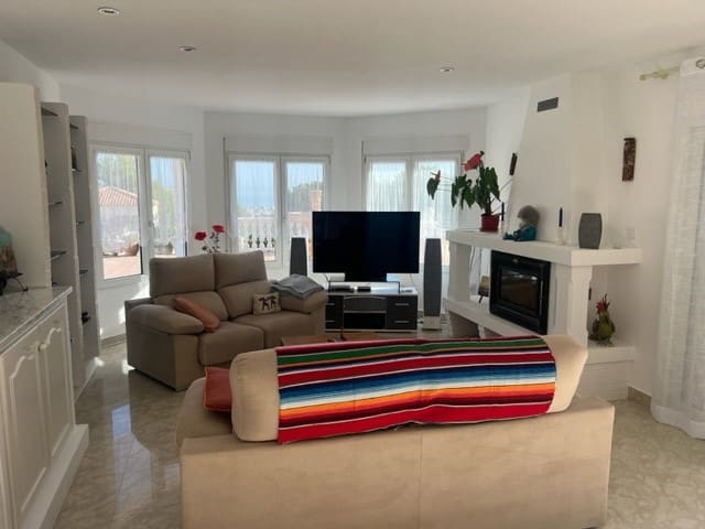 3 sovrum Villa till salu i Denia med pool garage - 860 000 € (Ref: 9832802)