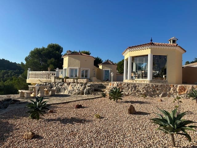 3 sovrum Villa till salu i El Montgó, Dénia med pool garage - 860 000 € (Ref: 9832802)