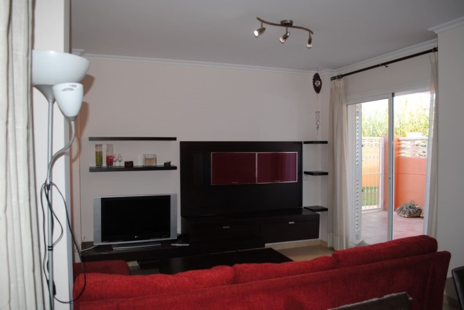 Apartamento de 2 habitaciones en Dénia en venta con piscina garaje - 280.000 € (Ref: 9832804)