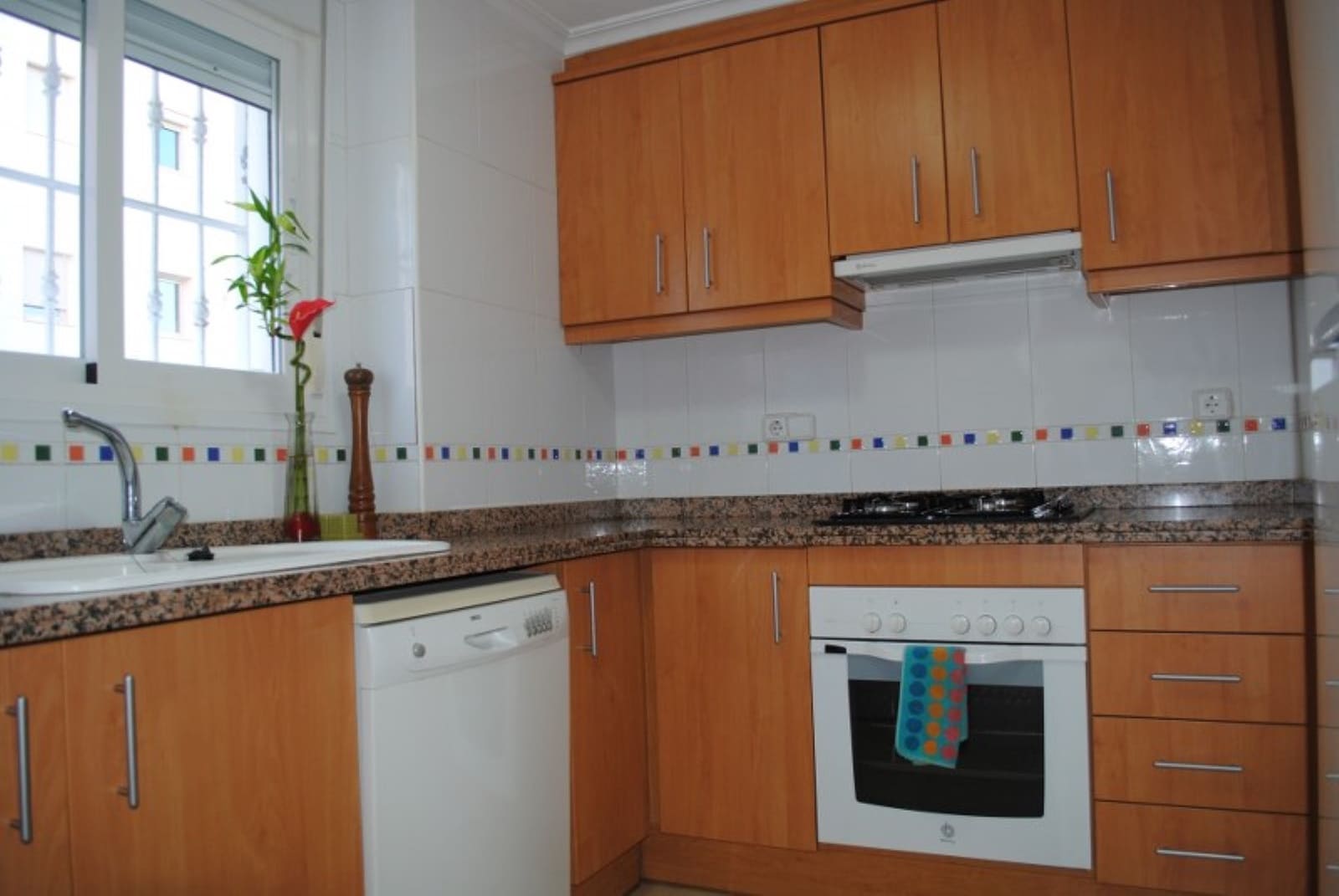 Apartamento de 2 habitaciones en Dénia en venta con piscina garaje - 280.000 € (Ref: 9832804)