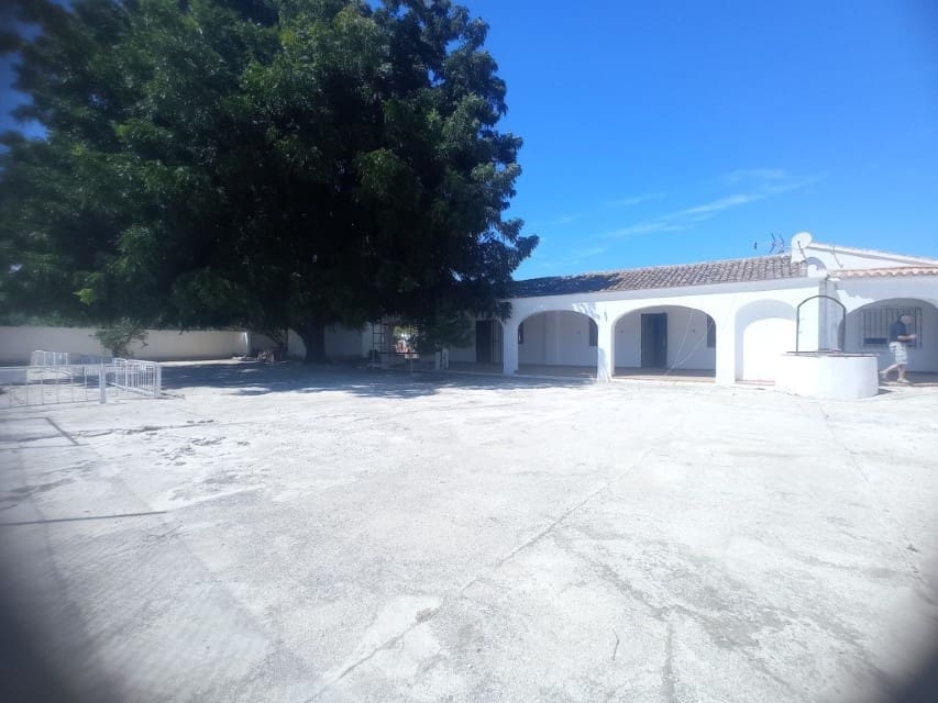 3 sovrum Villa till salu i Denia med pool garage - 890 000 € (Ref: 9832807)