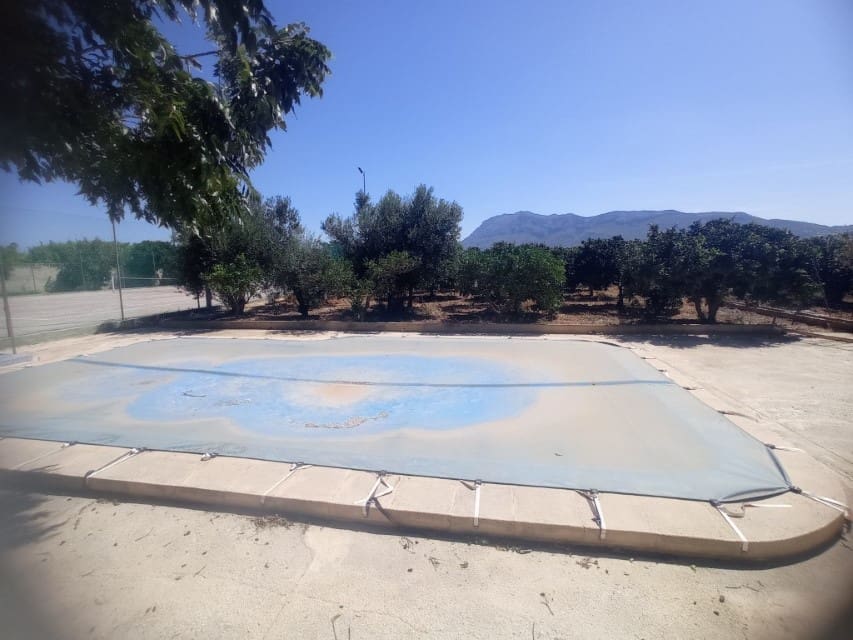 3 sovrum Villa till salu i Denia med pool garage - 890 000 € (Ref: 9832807)