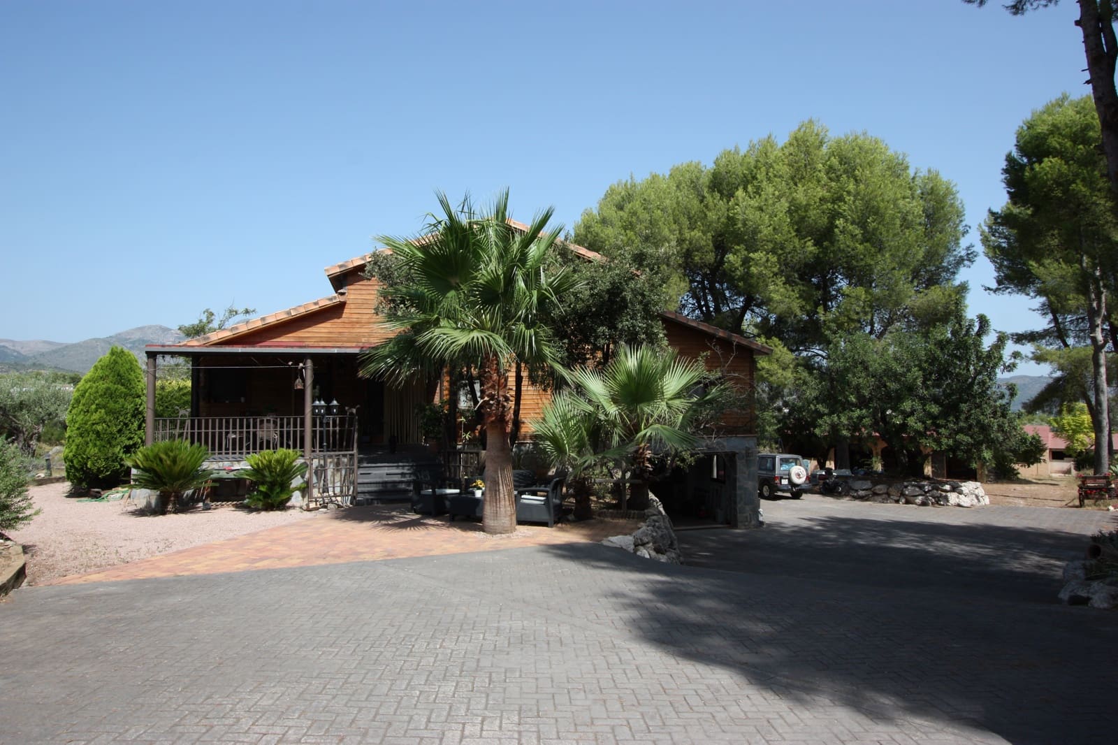 3 bedroom Villa for sale in Orba with pool garage - € 899,000 (Ref: 9832810)